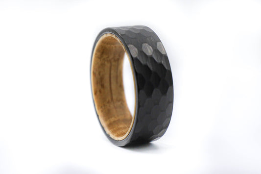 whiskey barrel wood ring with black shell